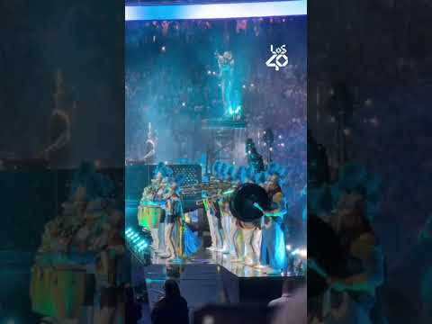Lee más sobre el artículo Así fue la actuación de DADDY YANKEE y BIZARRAP en el descanso de la NFL en el Bernabéu 🏟️ | LOS40