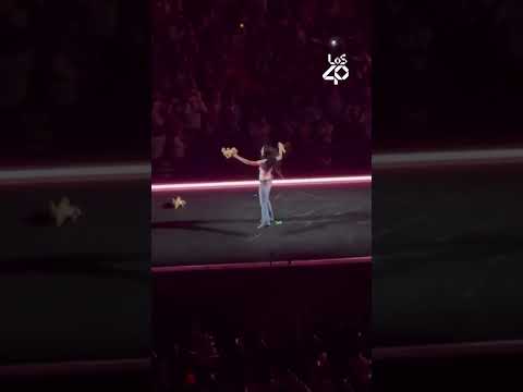 Lee más sobre el artículo Le tiran ositos de peluche a KATY PERRY en su concierto en Shanghái durante ‘Bandaids’🧸😳  | LOS40