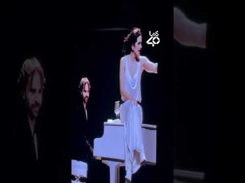 Lee más sobre el artículo El divertido momento entre Rosalía y una fan 🤣💝 | LOS40